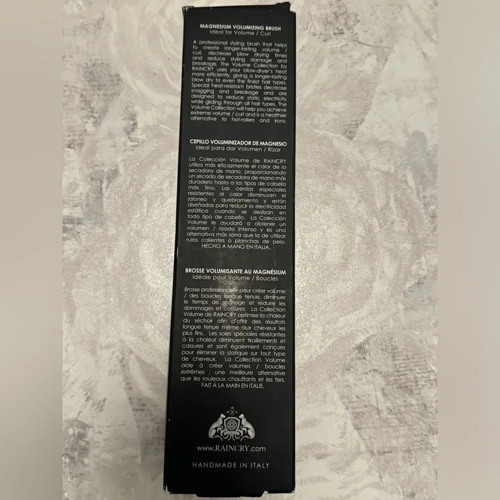 RAINCRY Magnesium Volumizing Large Barrel Brush